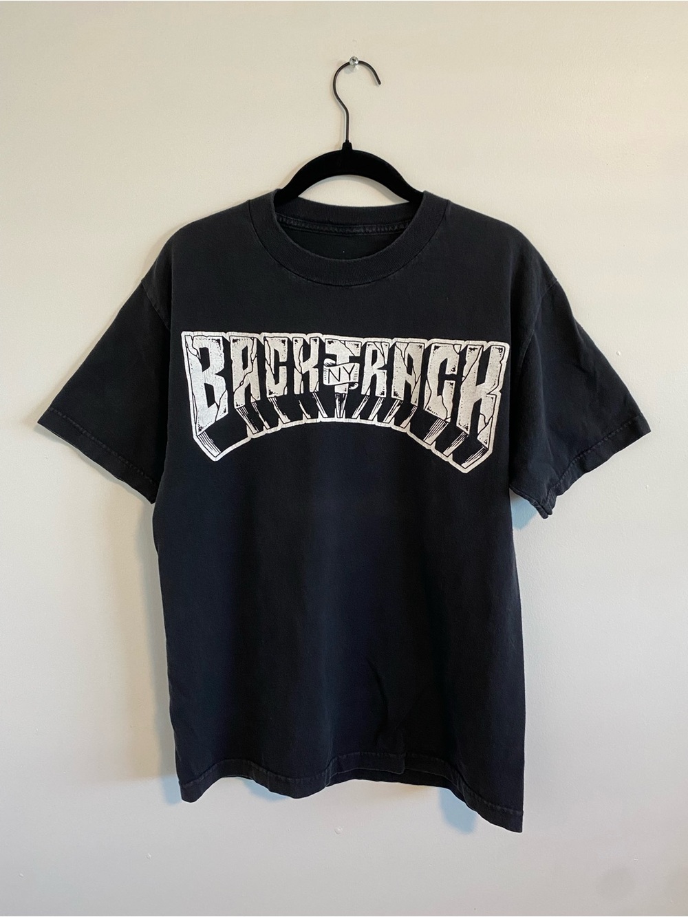 Vintage Backtrack NYC Hardcore Band Shirt Sz M Men’s 
(Ago A-2)
